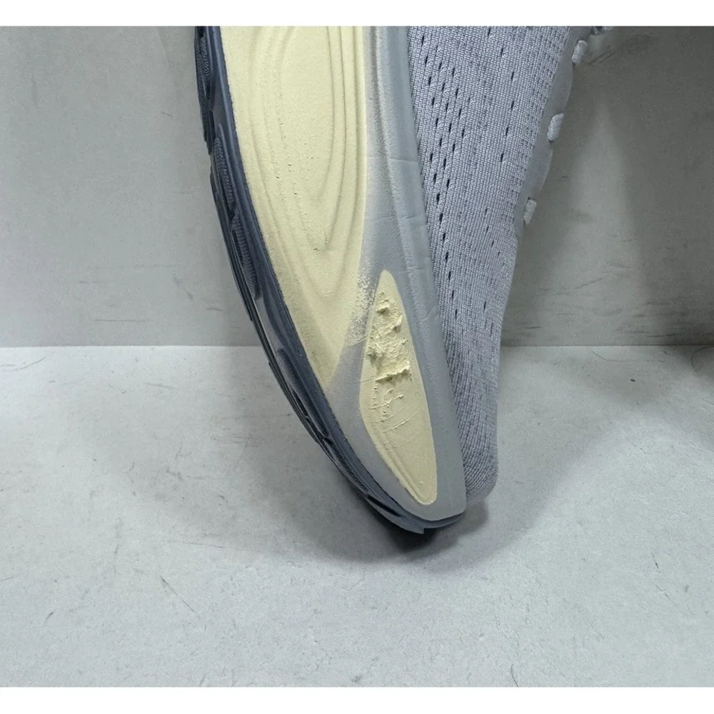 New Balance Fresh Foam X More V5 Womens Sz 7.5 Pearl Grey Calcium Running Shoes